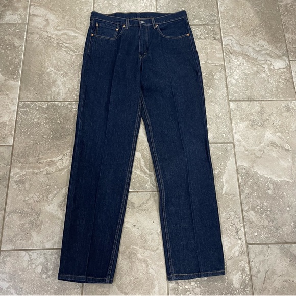 Levi’s Men’s 550 Relaxed Fit Dark Wash Jeans Size 35 x 34 - Picture 3 of 15